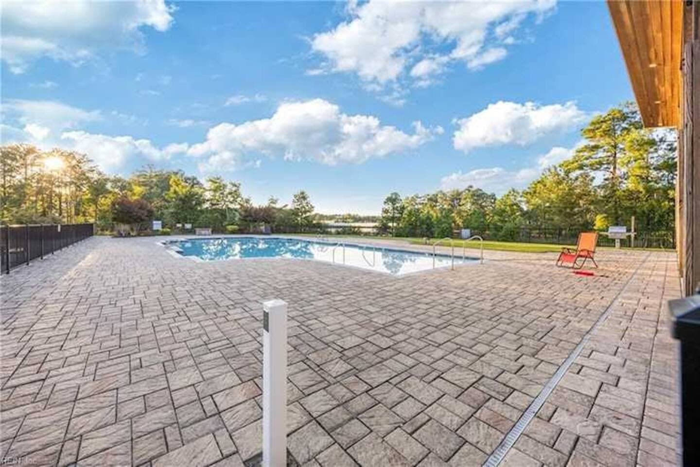 Waterfront Oasis: Fishing Pier, Pool, Beach Access — photo 3