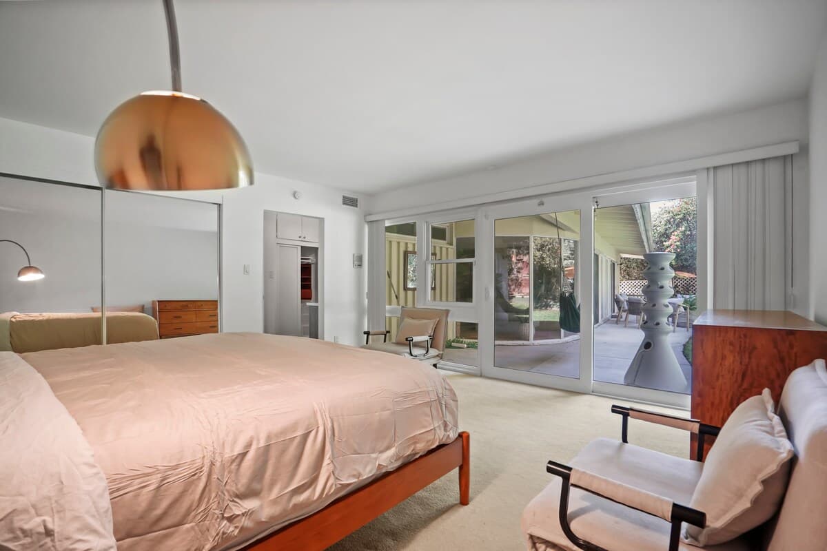 Peaceful 4BR LA Oasis w/Yard, Workspace & Hammock. — photo 5