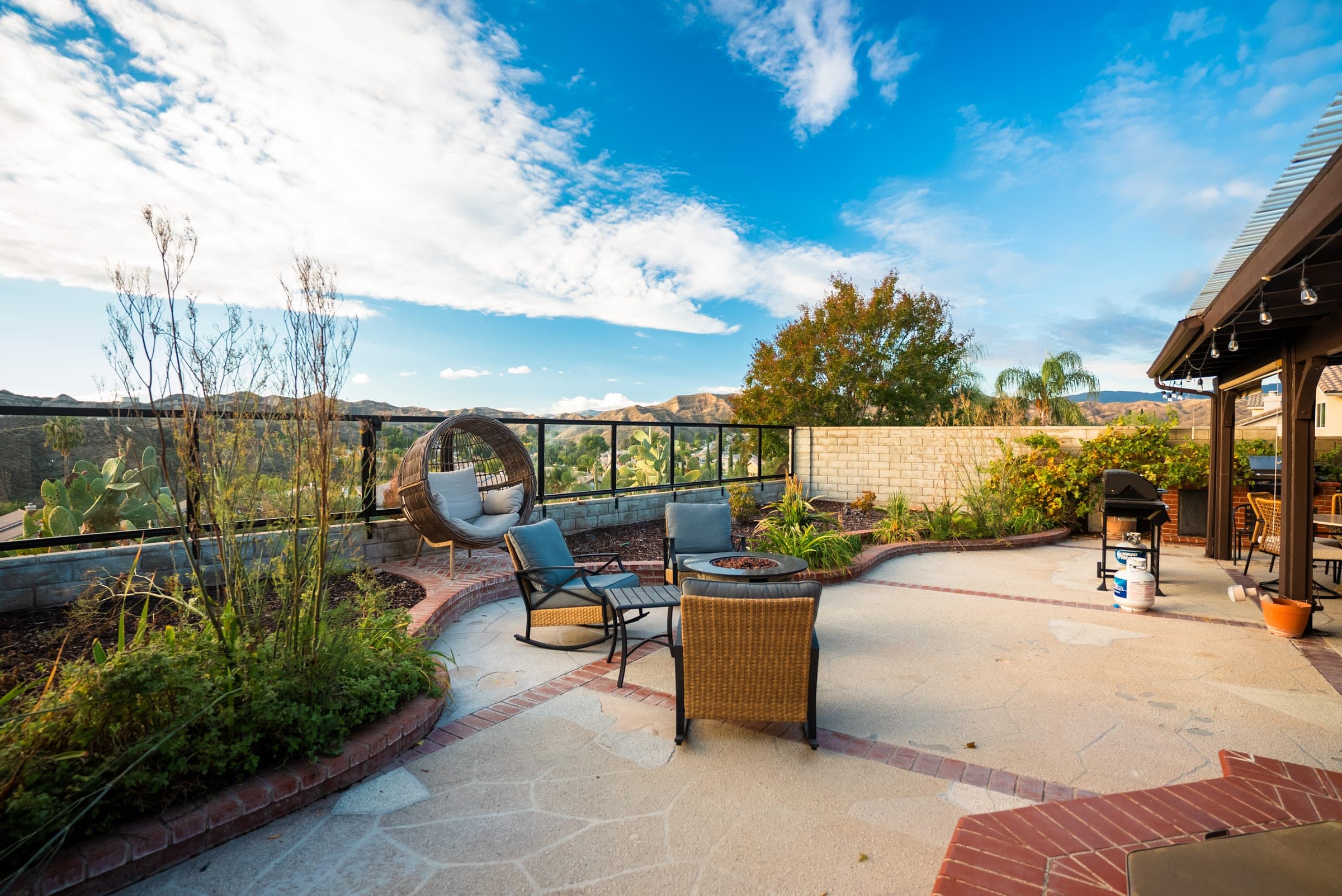 4bd Lux Oasis - Mountain Views, Spa, Grill, Garden — photo 4