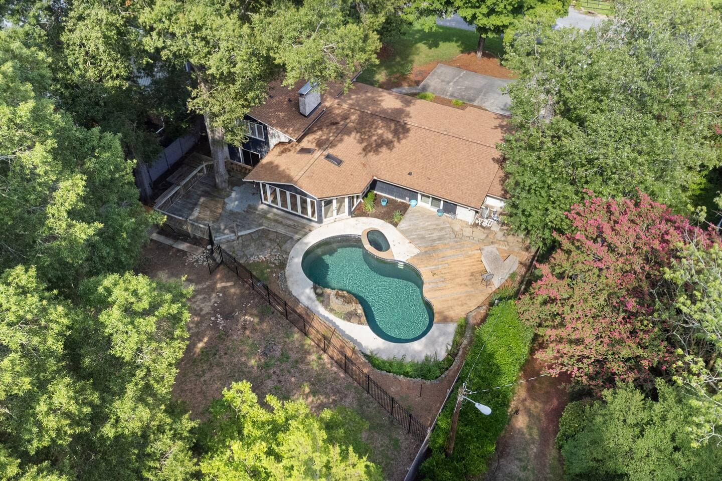 5br near Golf Courses | Private Pool + Game Room. — photo 2